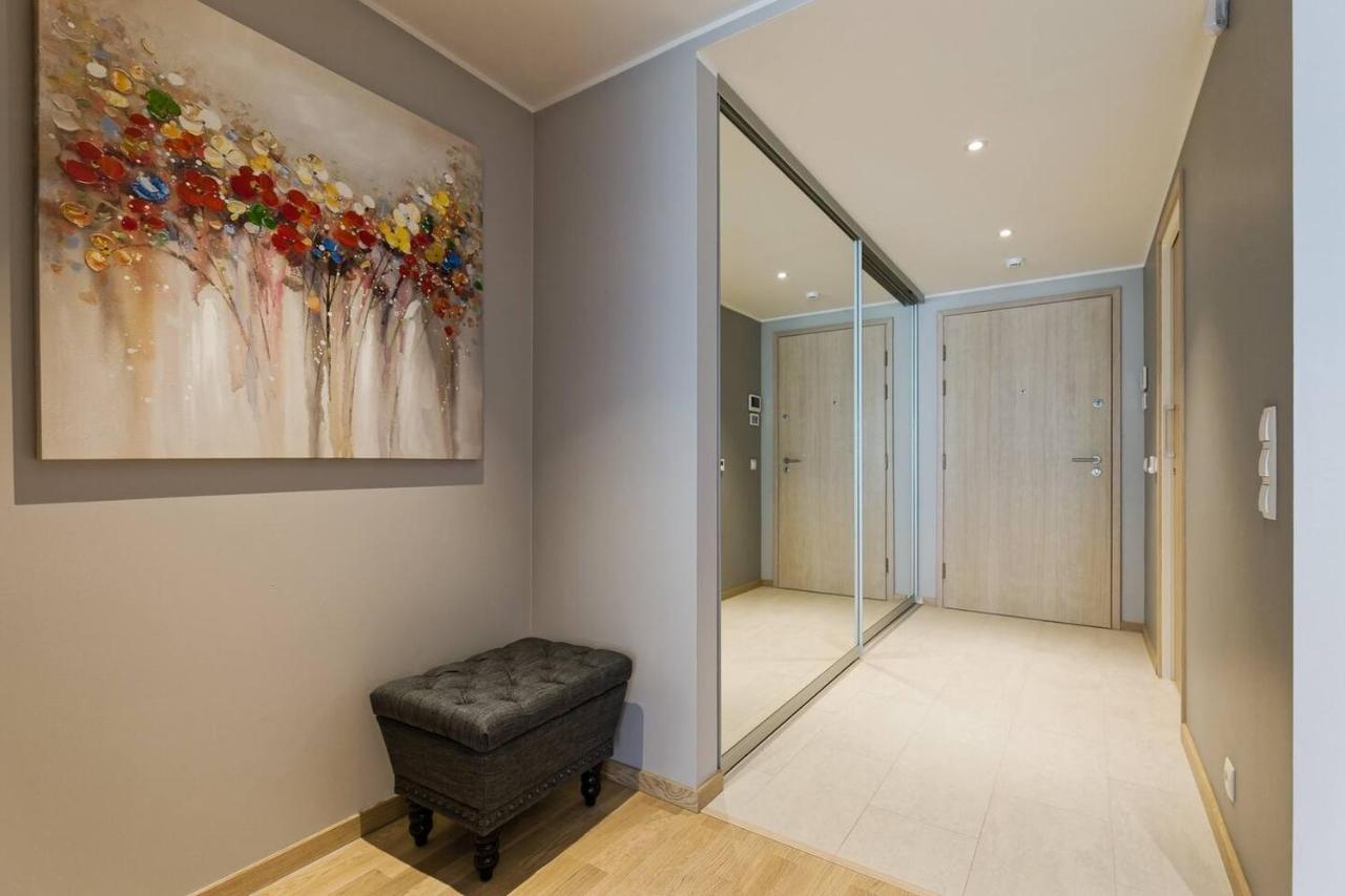 Leilighet Apartments, Quiet With Free Parking And Ac.