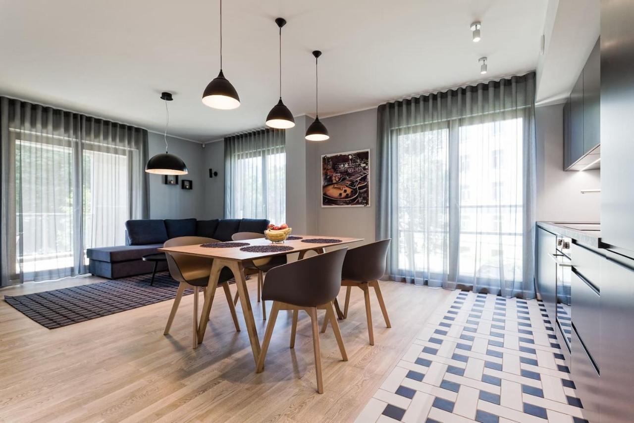 Apartments, Quiet With Free Parking And Ac. Leilighet Tallinn